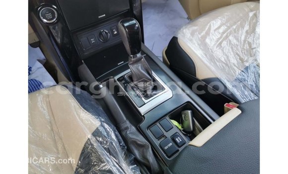 Sayi Imported Toyota Prado White Mota in Import - Dubai a Ashanti Sayi Imported Toyota Prado White Mota in Import - Dubai a Ashanti