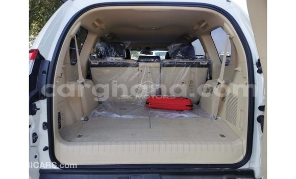Sayi Imported Toyota Prado White Mota in Import - Dubai a Ashanti Sayi Imported Toyota Prado White Mota in Import - Dubai a Ashanti
