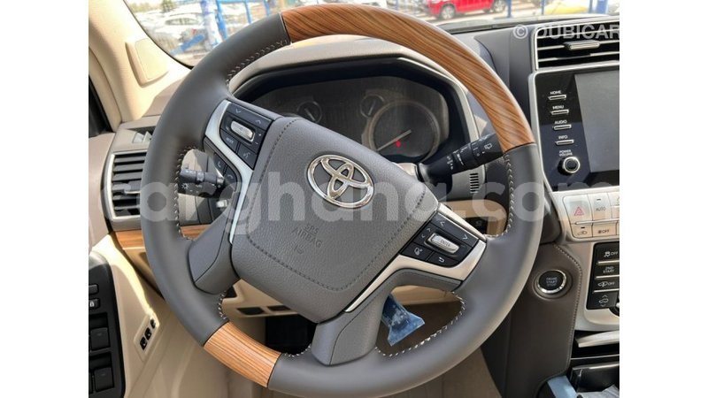 Big with watermark toyota prado ashanti import dubai 44221