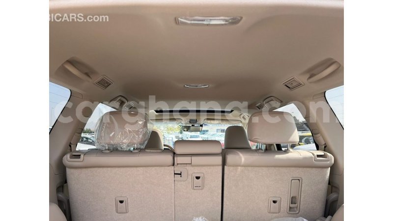 Big with watermark toyota prado ashanti import dubai 44221