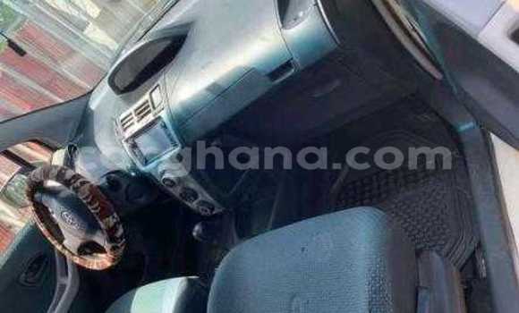 Buy Used Toyota Vitz White Car in Accra in Greater Accra Buy Used Toyota Vitz White Car in Accra in Greater Accra