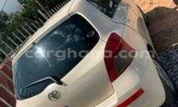 Buy Used Toyota Vitz White Car in Accra in Greater Accra Buy Used Toyota Vitz White Car in Accra in Greater Accra