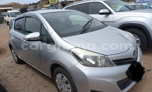 Sayi Na hannu Toyota Vitz Azurfa Mota in Accra a Greater Accra Sayi Na hannu Toyota Vitz Azurfa Mota in Accra a Greater Accra