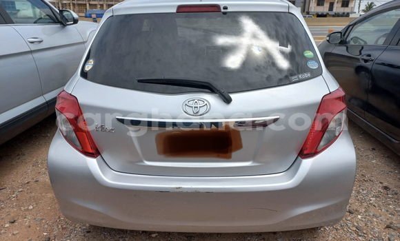Sayi Na hannu Toyota Vitz Azurfa Mota in Accra a Greater Accra Sayi Na hannu Toyota Vitz Azurfa Mota in Accra a Greater Accra