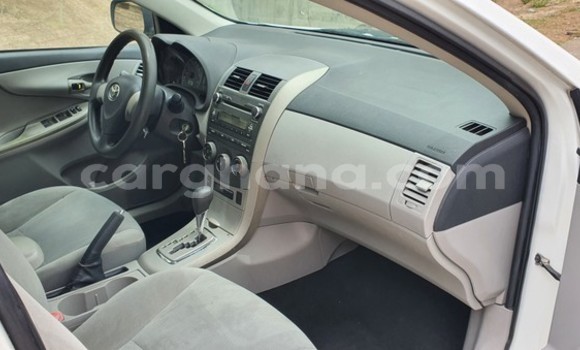 Buy Used Toyota Corolla White Car in Sekondi–Takoradi Metropolitan in Western Buy Used Toyota Corolla White Car in Sekondi–Takoradi Metropolitan in Western