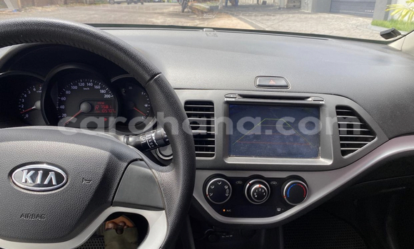 Ra Àlòkù Kia Morning funfun Ọkọ̀ in Tema ni Greater Accra Ra Àlòkù Kia Morning funfun Ọkọ̀ in Tema ni Greater Accra