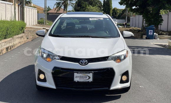 Ra Àlòkù Toyota Corolla funfun Ọkọ̀ in Tema ni Greater Accra Ra Àlòkù Toyota Corolla funfun Ọkọ̀ in Tema ni Greater Accra