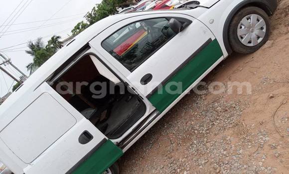 Buy Used Opel Combo White Car in Accra in Greater Accra