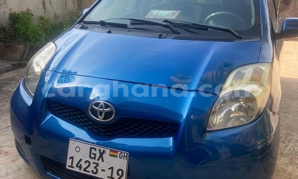 Buy Used Toyota Vitz Blue Car in Accra in Greater Accra Buy Used Toyota Vitz Blue Car in Accra in Greater Accra