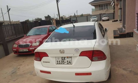 Buy Used Honda Civic White Car in Accra in Greater Accra Buy Used Honda Civic White Car in Accra in Greater Accra