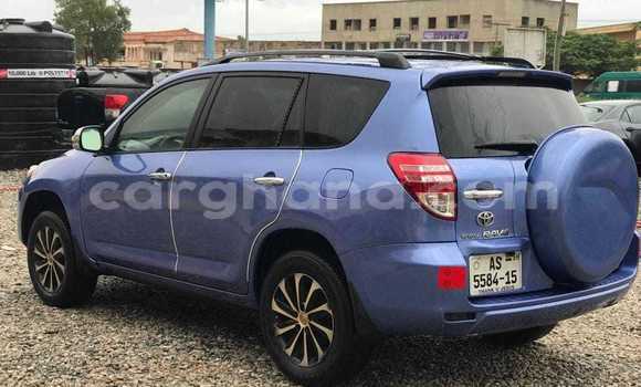 Ra Àlòkù Toyota RAV4 Blue Ọkọ̀ in Accra ni Greater Accra Ra Àlòkù Toyota RAV4 Blue Ọkọ̀ in Accra ni Greater Accra