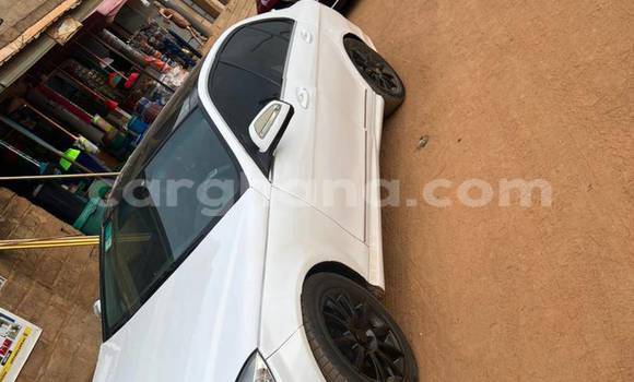 Ra Àlòkù Mercedes‒Benz C–Class funfun Ọkọ̀ in Accra ni Greater Accra Ra Àlòkù Mercedes‒Benz C–Class funfun Ọkọ̀ in Accra ni Greater Accra