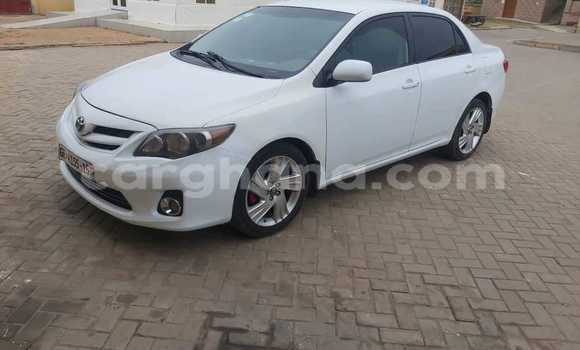 Ra Àlòkù Toyota Corolla funfun Ọkọ̀ in Accra ni Greater Accra Ra Àlòkù Toyota Corolla funfun Ọkọ̀ in Accra ni Greater Accra