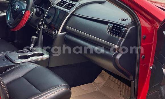 Ra Àlòkù Toyota Camry Red Ọkọ̀ in Accra ni Greater Accra Ra Àlòkù Toyota Camry Red Ọkọ̀ in Accra ni Greater Accra