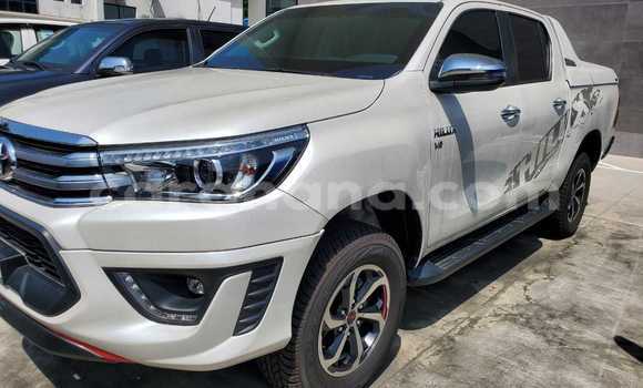 Buy Used Toyota Hilux White Car in Accra in Greater Accra