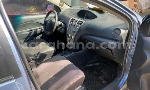 Sayi Na hannu Toyota Yaris Brown Mota in Accra a Greater Accra Sayi Na hannu Toyota Yaris Brown Mota in Accra a Greater Accra