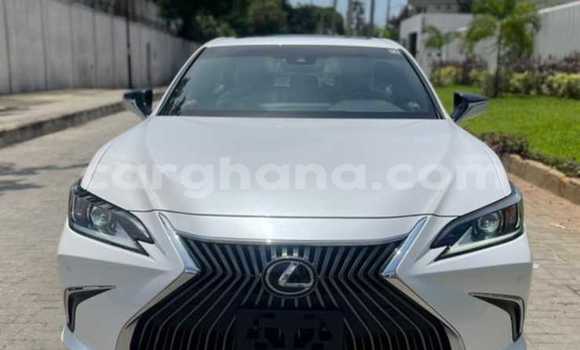 Buy Used Lexus ES White Car in Accra in Greater Accra