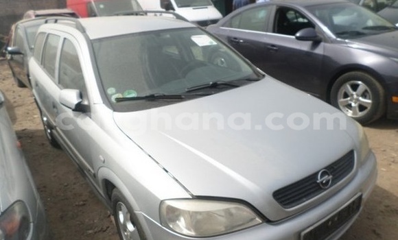 Ra Àlòkù Opel Astra Silver Ọkọ̀ in Tema ni Greater Accra