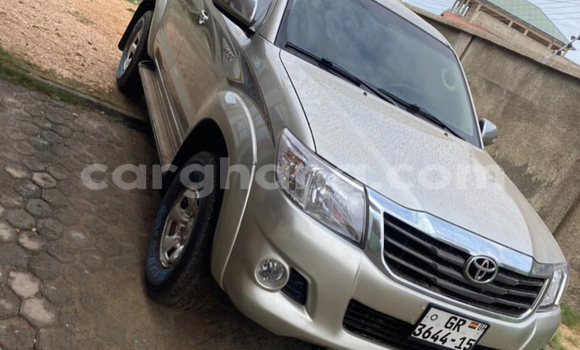 Sayi Na hannu Toyota Hilux Azurfa Mota in Accra a Greater Accra Sayi Na hannu Toyota Hilux Azurfa Mota in Accra a Greater Accra