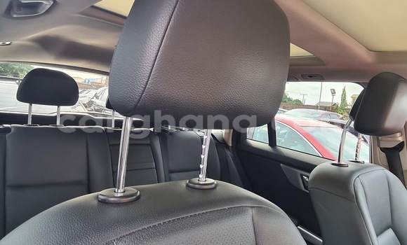 Sayi Na hannu Mercedes‒Benz GLK–Class White Mota in Accra a Greater Accra Sayi Na hannu Mercedes‒Benz GLK–Class White Mota in Accra a Greater Accra