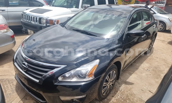 Sayi Na hannu Nissan Altima Black Mota in Kumasi a Ashanti