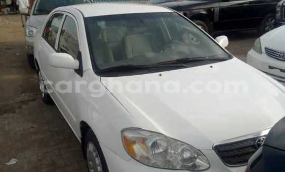 Buy Used Toyota Corolla White Car in Accra in Greater Accra