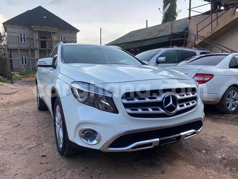 Big with watermark mercedes benz gla klasse greater accra tema 44411