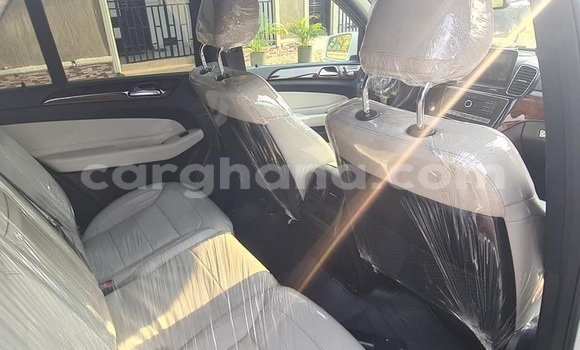 Sayi Na hannu Mercedes‒Benz GLE White Mota in Tema a Greater Accra Sayi Na hannu Mercedes‒Benz GLE White Mota in Tema a Greater Accra