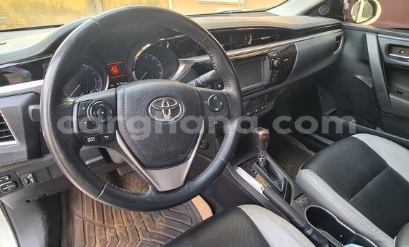 Sayi Na hannu Toyota Corolla Azurfa Mota in Tema a Greater Accra Sayi Na hannu Toyota Corolla Azurfa Mota in Tema a Greater Accra