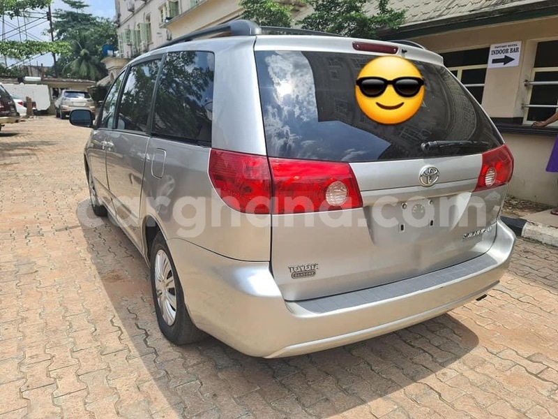 Big with watermark toyota sienna greater accra tema 44420