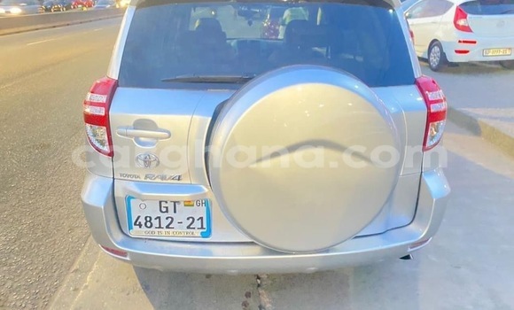 Buy Used Toyota RAV4 Silver Car in Tema in Greater Accra Buy Used Toyota RAV4 Silver Car in Tema in Greater Accra