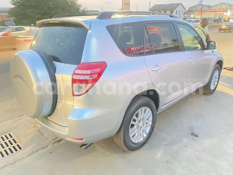 Big with watermark toyota rav4 greater accra tema 44422