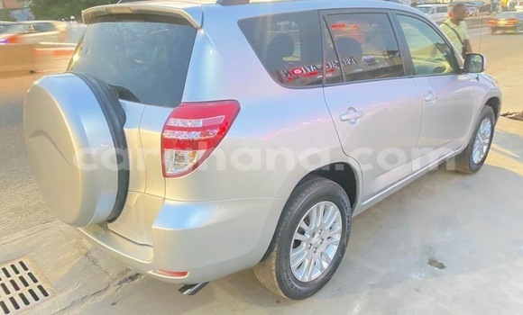 Buy Used Toyota RAV4 Silver Car in Tema in Greater Accra Buy Used Toyota RAV4 Silver Car in Tema in Greater Accra