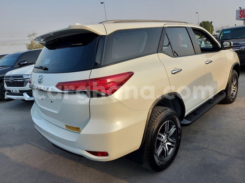 Big with watermark toyota fortuner greater accra tema 44423