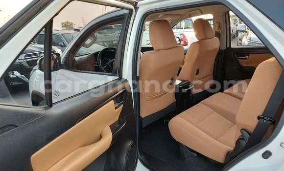Buy Used Toyota Fortuner White Car in Tema in Greater Accra Buy Used Toyota Fortuner White Car in Tema in Greater Accra
