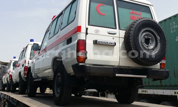 Buy Import Toyota Land Cruiser White Car in Tema in Greater Accra Buy Import Toyota Land Cruiser White Car in Tema in Greater Accra