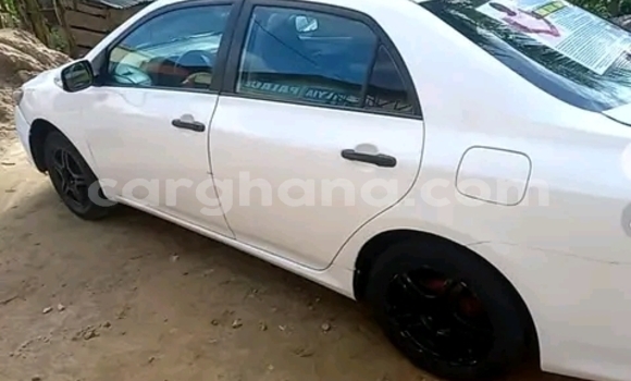 Sayi Na hannu Toyota Yaris White Mota in Accra a Greater Accra Sayi Na hannu Toyota Yaris White Mota in Accra a Greater Accra