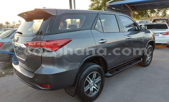 Buy Used Toyota Fortuner Brown Car in Accra in Greater Accra Buy Used Toyota Fortuner Brown Car in Accra in Greater Accra