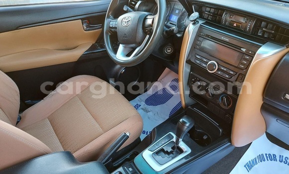 Buy Used Toyota Fortuner Brown Car in Accra in Greater Accra Buy Used Toyota Fortuner Brown Car in Accra in Greater Accra