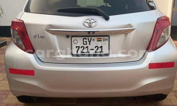 Sayi Na hannu Toyota Vitz Azurfa Mota in Accra a Greater Accra Sayi Na hannu Toyota Vitz Azurfa Mota in Accra a Greater Accra