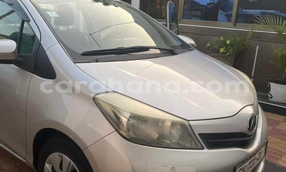 Sayi Na hannu Toyota Vitz Azurfa Mota in Accra a Greater Accra Sayi Na hannu Toyota Vitz Azurfa Mota in Accra a Greater Accra