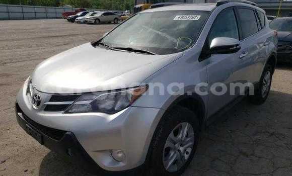 Sayi Na hannu Toyota RAV4 Azurfa Mota in Accra a Greater Accra Sayi Na hannu Toyota RAV4 Azurfa Mota in Accra a Greater Accra