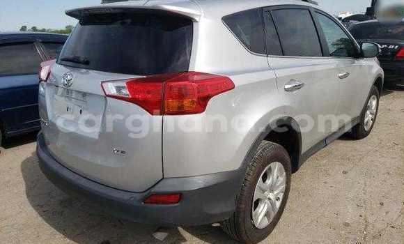 Sayi Na hannu Toyota RAV4 Azurfa Mota in Accra a Greater Accra Sayi Na hannu Toyota RAV4 Azurfa Mota in Accra a Greater Accra