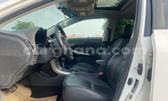 Buy Used Toyota Corolla White Car in Sekondi–Takoradi Metropolitan in Western Buy Used Toyota Corolla White Car in Sekondi–Takoradi Metropolitan in Western