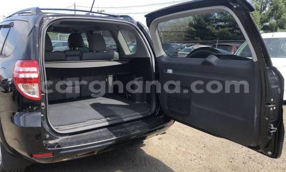 Ra Àlòkù Toyota RAV4 Black Ọkọ̀ in Ada ni Oorun Ra Àlòkù Toyota RAV4 Black Ọkọ̀ in Ada ni Oorun