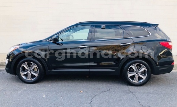 Ra Àlòkù Hyundai Santa Fe Black Ọkọ̀ in Ile–iṣẹ Gusu ni Aarin Ra Àlòkù Hyundai Santa Fe Black Ọkọ̀ in Ile–iṣẹ Gusu ni Aarin