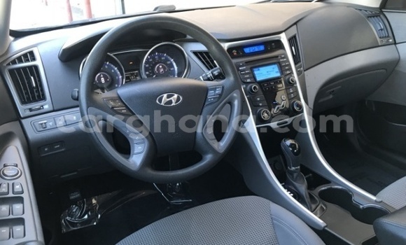 Ra Àlòkù Hyundai Sonata Silver Ọkọ̀ in Accra ni Greater Accra Ra Àlòkù Hyundai Sonata Silver Ọkọ̀ in Accra ni Greater Accra