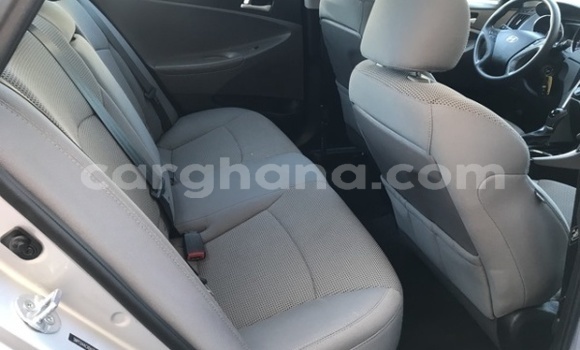 Ra Àlòkù Hyundai Sonata Silver Ọkọ̀ in Accra ni Greater Accra Ra Àlòkù Hyundai Sonata Silver Ọkọ̀ in Accra ni Greater Accra