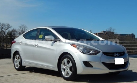 Ra Àlòkù Hyundai Elantra Silver Ọkọ̀ in Kintampo South ni Brong-Ahafo