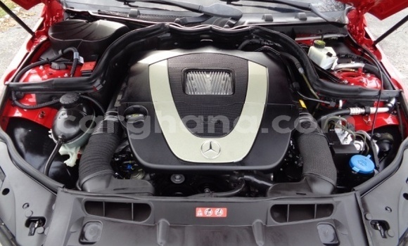 Ra Àlòkù Mercedes-Benz C-Classe Red Ọkọ̀ in Accra ni Greater Accra Ra Àlòkù Mercedes-Benz C-Classe Red Ọkọ̀ in Accra ni Greater Accra